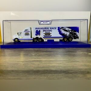 Racing Champions NASCAR 1994 Brickyard 400: 1:64 Gold Trim Hauler w/Display Case